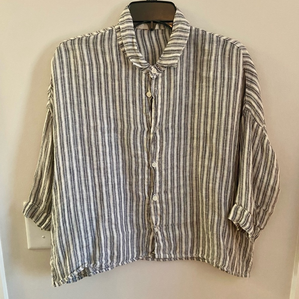 CP Shades linen blend top, size small
